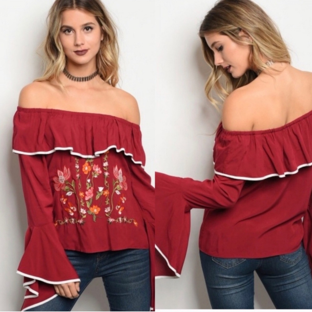 Angela Fashion burgundy floral off the shoulder M